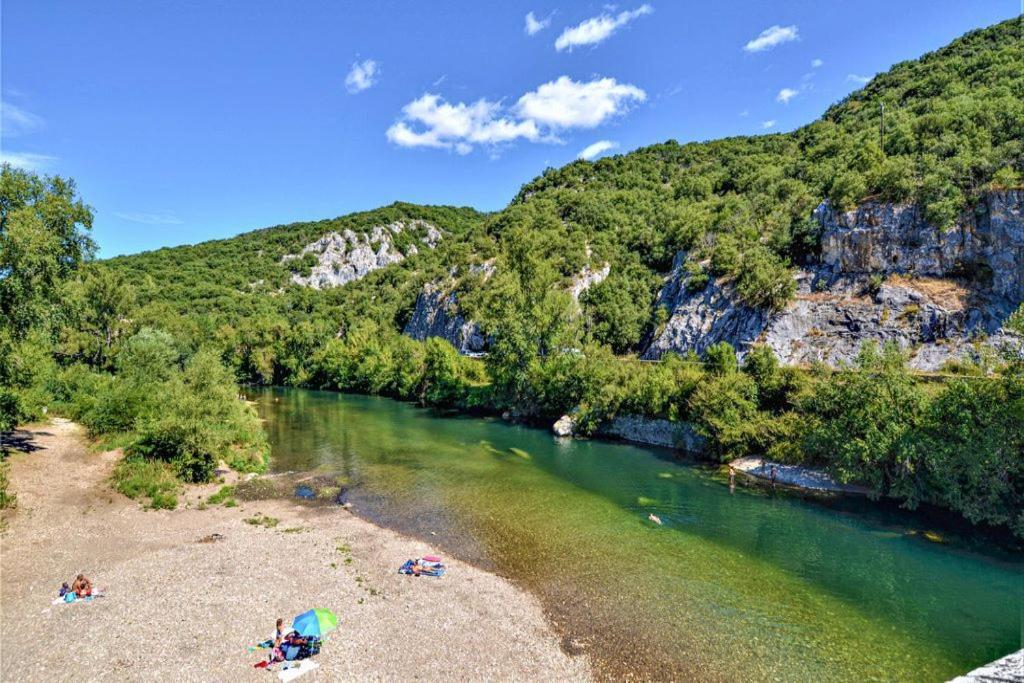 Gite Les Oliviers 10 Pers Piscine Au Calme 4 Etoiles Saint-Laurent-la-Vernede Luaran gambar